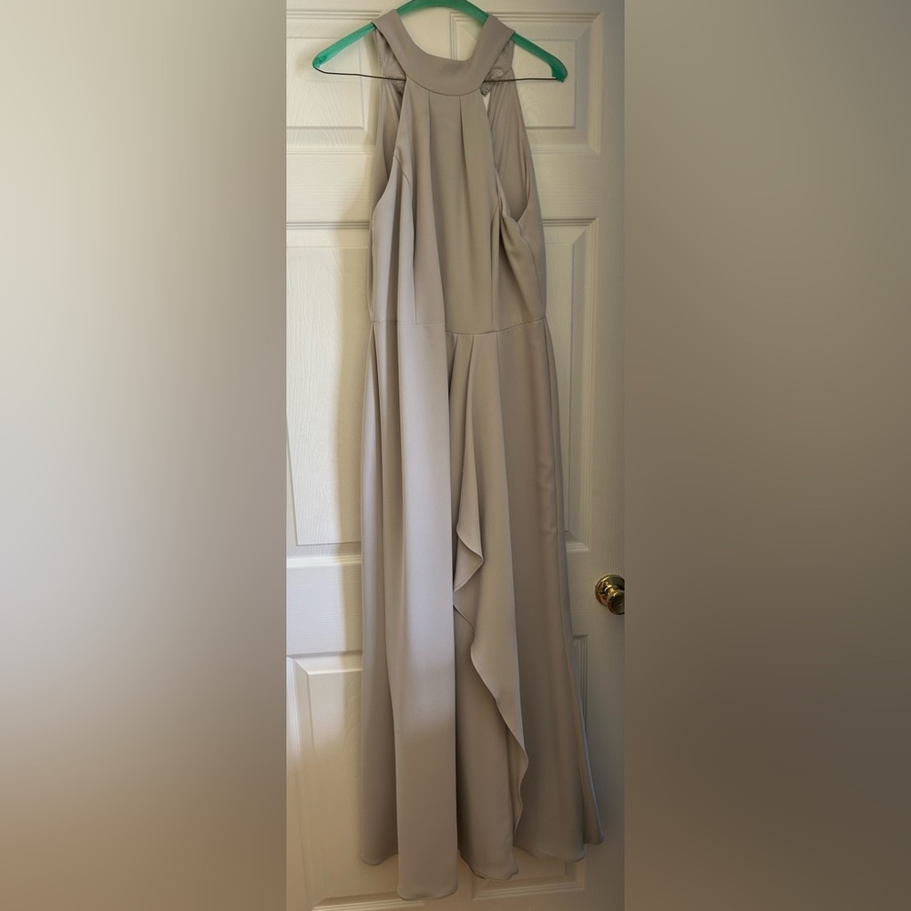 Vera Wang sterling gray mock neck; backless dress; Size 12; no stains